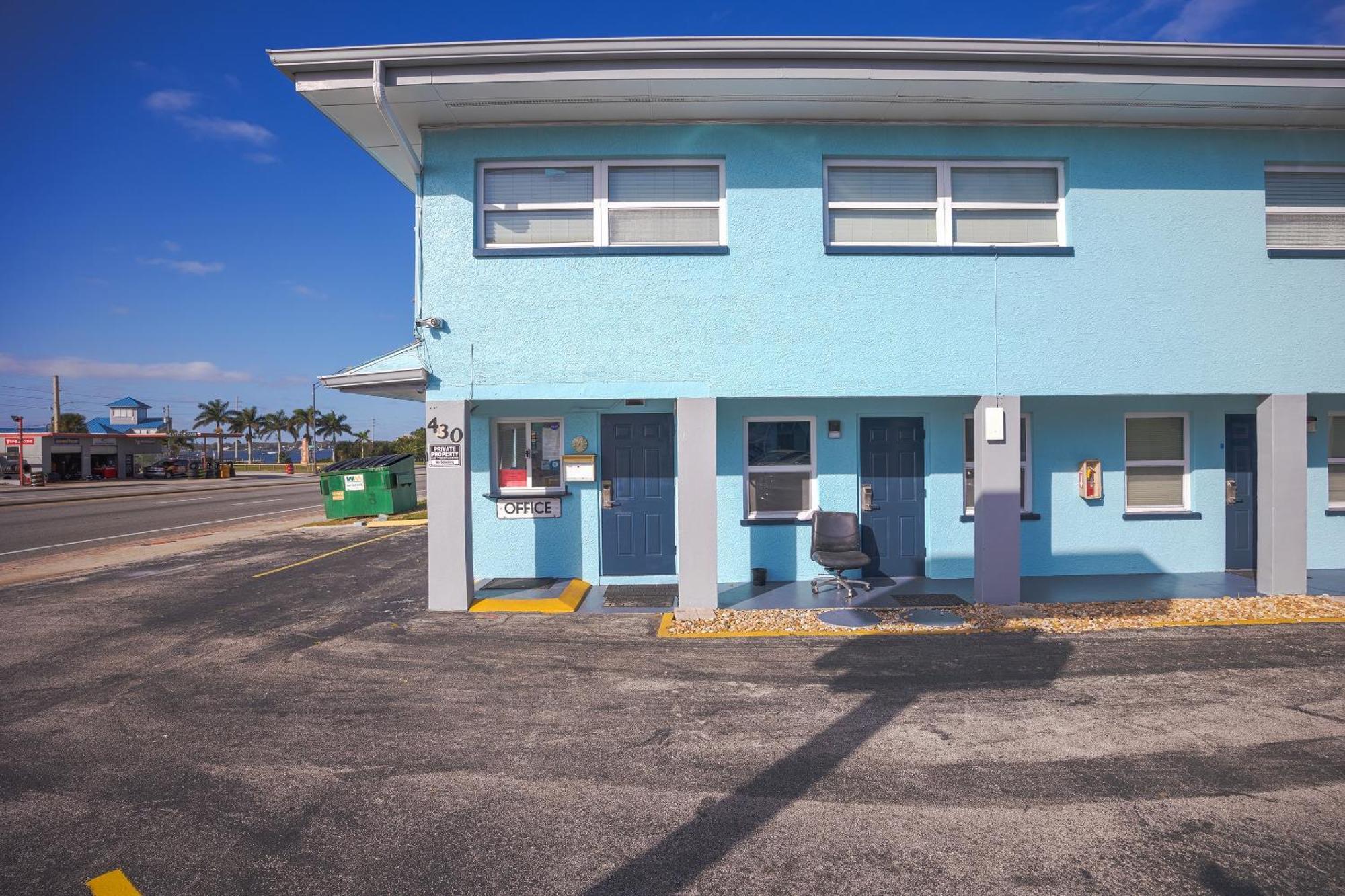 Aladdin Motel By Oyo Merritt Island Exterior foto